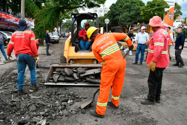 Cali se adhiere a CoST para garantizar transparencia Cali se adhiere a CoST para garantizar transparencia
