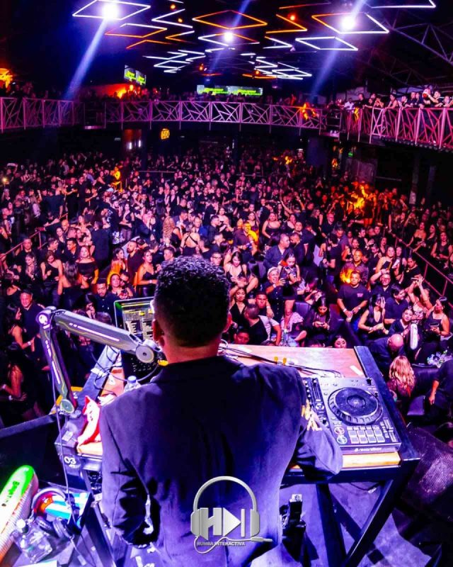 Es el mejor DJ de música de salsa del planeta DJ Holmes: el hijo de Morales, Cauca que puso a bailar al mundo
