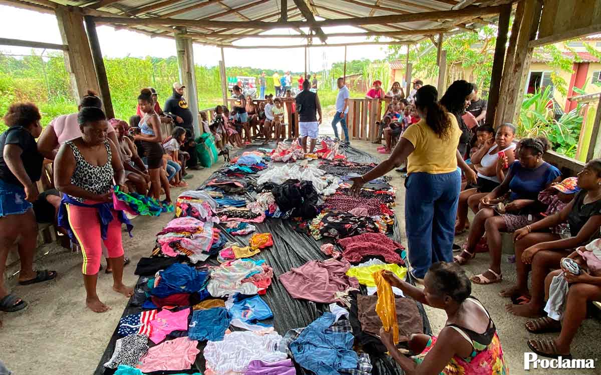 Donación humanitaria a comunidades vulnerables de Guapi