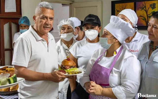 Miranda fortalece formación gastronómica con el SENA