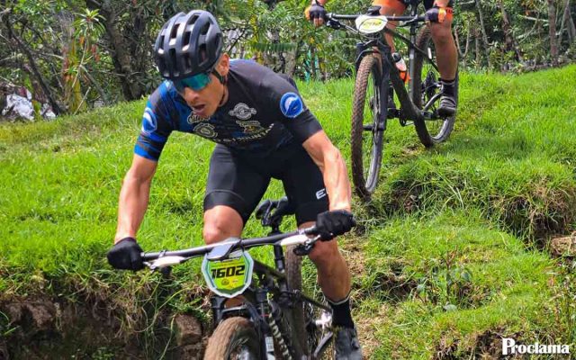 Ciclomontañismo llenó de vida a Silvia Cauca