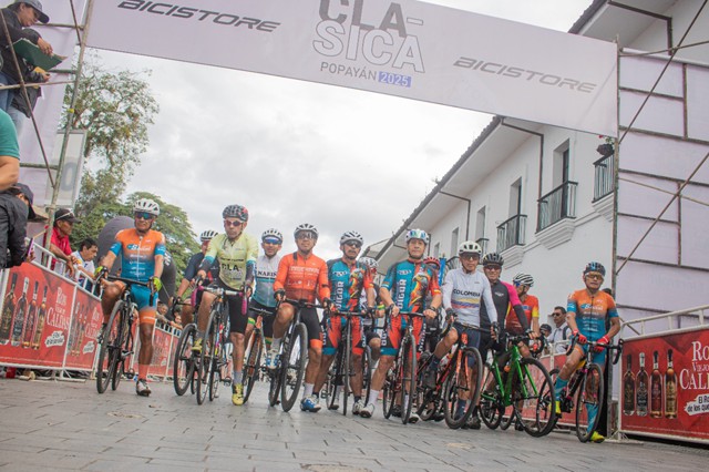 Con la participación de más de 200 ciclistas, Popayán vivió la Clásica 2025 Con la participación de más de 200 ciclistas, Popayán vivió la Clásica 2025