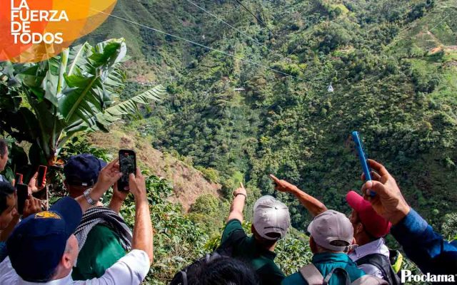 El cable cafetero que conecta las montañas