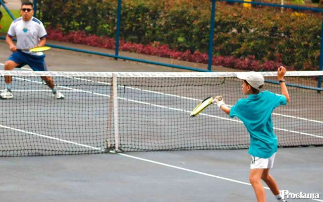 Natación y tenis integraron a familias caucanas