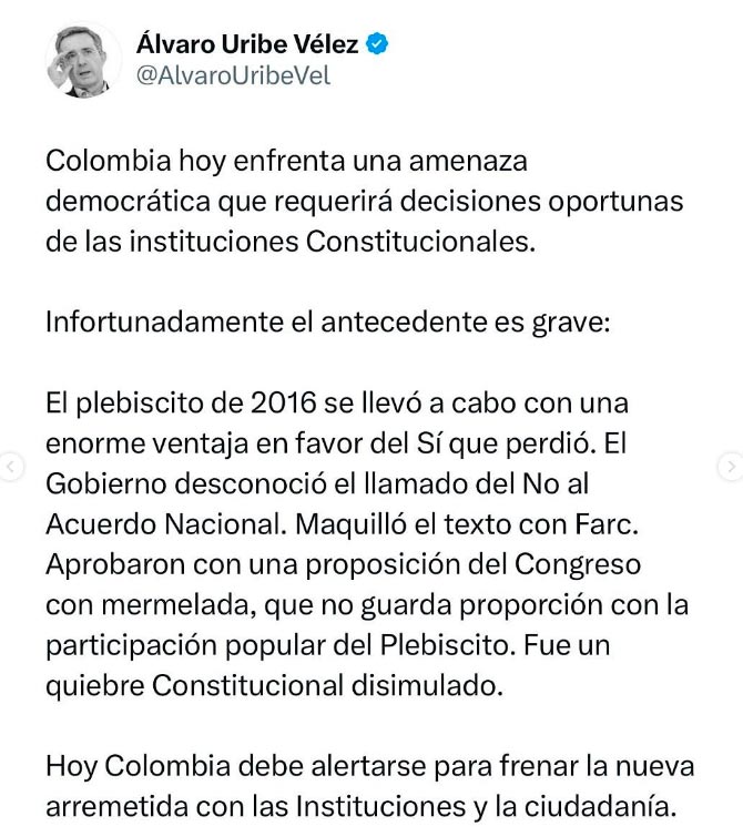 Uribe y Santos frente a Petro Uribe y Santos frente a Petro