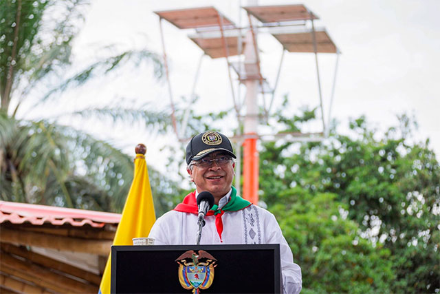 Alcalde de Corinto expone proyectos ante el presidente Petro Alcalde de Corinto expone proyectos ante el presidente Petro