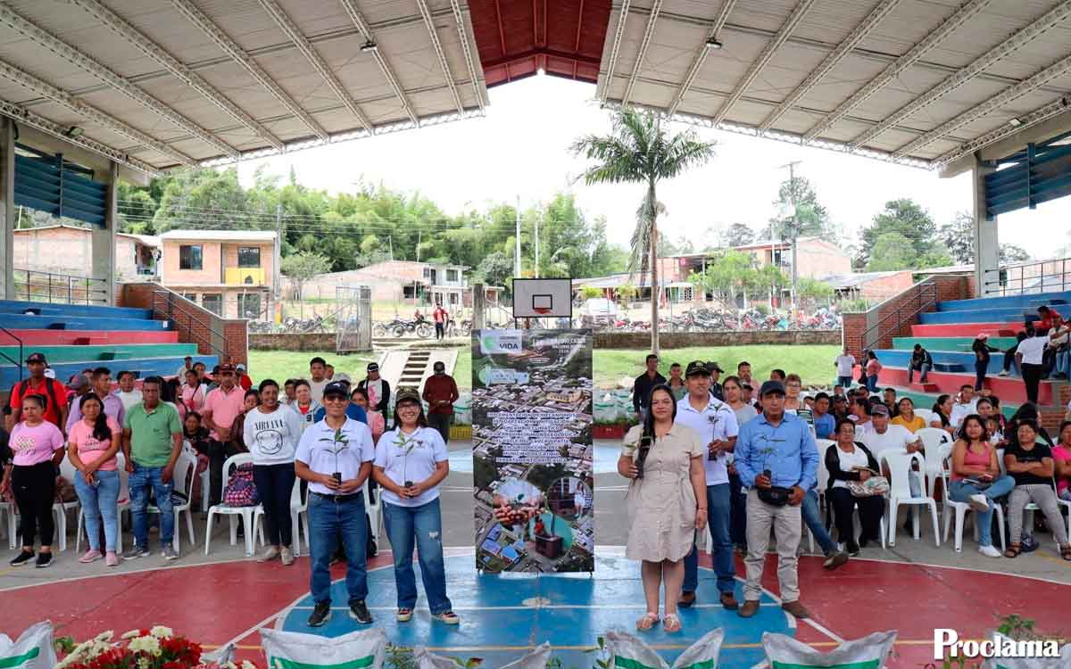Cajibío entrega kits forestales y abre sala infantil
