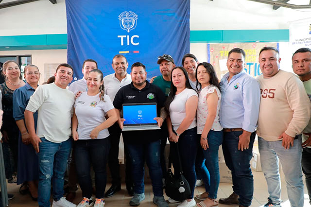 Conectando al Cauca: un paso firme hacia la equidad digital Conectando al Cauca: un paso firme hacia la equidad digital