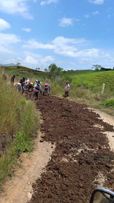 Corinto avanza en desarrollo rural con acciones en Buena Vista