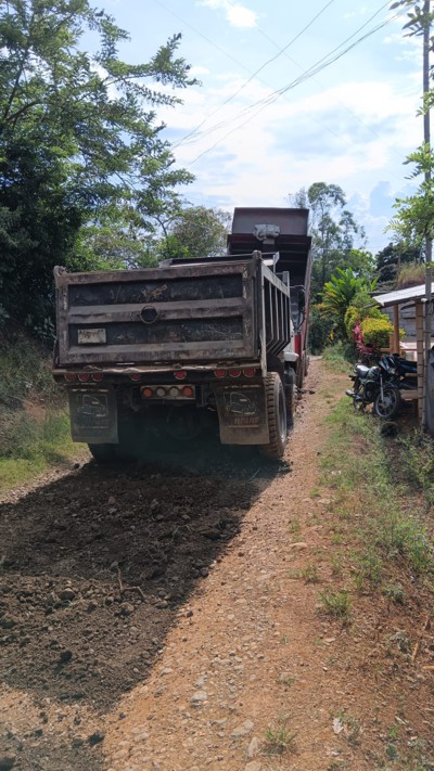 Corinto avanza en desarrollo rural con acciones en Buena Vista