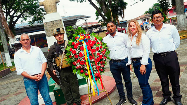 Corinto conmemoró 215 años de independencia nacional