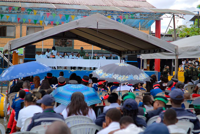 Guapi fortalece transporte escolar y conmemora el 20 de julio Guapi fortalece transporte escolar y conmemora el 20 de julio