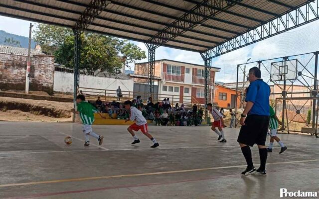 Jóvenes deportistas representan a Cajibío
