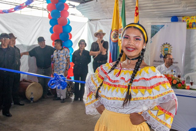 Popayán entrega sistema de iluminación en Las Palmas