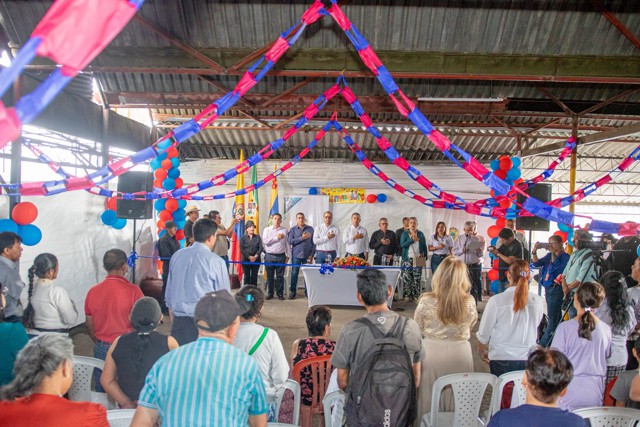 Popayán entrega sistema de iluminación en Las Palmas