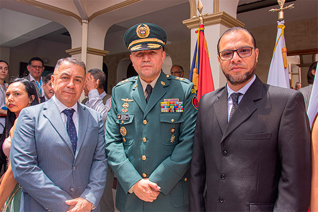 Alcaldía de Popayán acompañó transmisión de mando en la Tercera División del Ejército Nacional