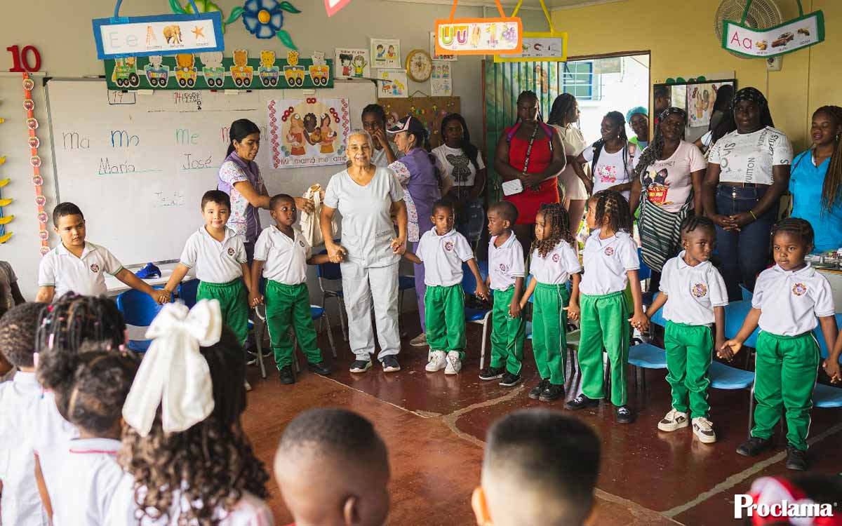 Educación campesina abre futuro en Buenos Aires Educación campesina abre futuro en Buenos Aires