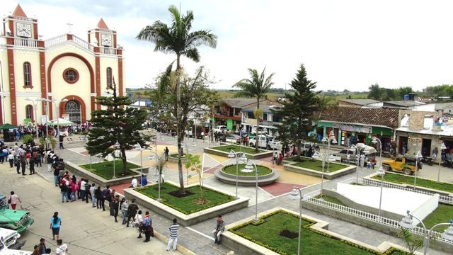 En El Tambo la angustia pública es turismo oficial
