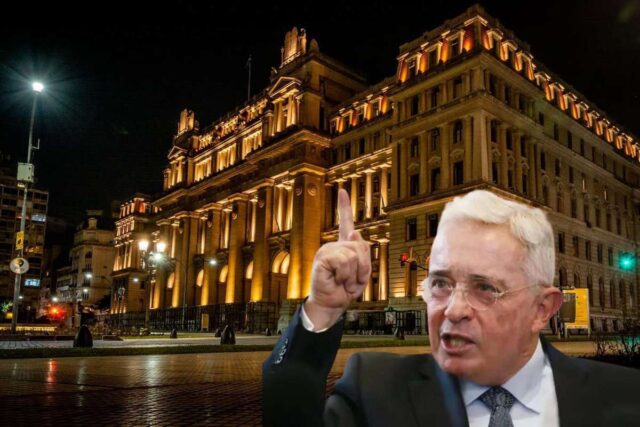 En argentina juzgan a Uribe por falsos positivos En argentina juzgan a Uribe por falsos positivos