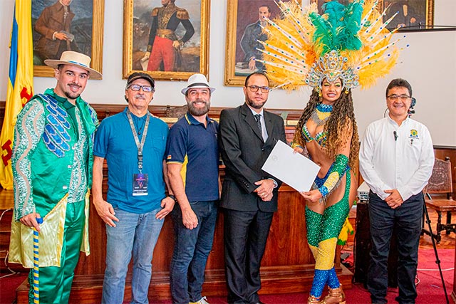 Popayán condecoró a artistas que participan en Américadanza