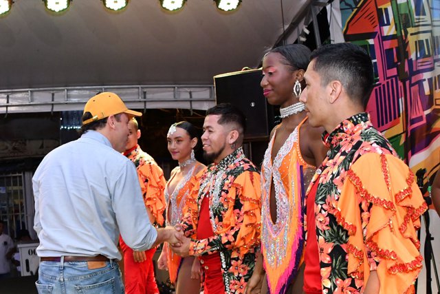 Mini Sabor Latino y la Chiqui Banda campeones en Cali Mini Sabor Latino y la Chiqui Banda campeones en Cali