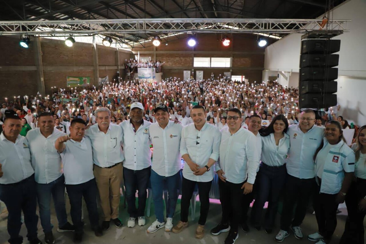 Octavio Guzmán vuelve a La Vega con obras, afecto y visión comunitaria Octavio Guzmán vuelve a La Vega con obras, afecto y visión comunitaria