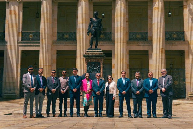 Proyectos de ley buscan honrar 200 años de historia y esperanza de Unicauca Proyectos de ley buscan honrar 200 años de historia y esperanza de Unicauca