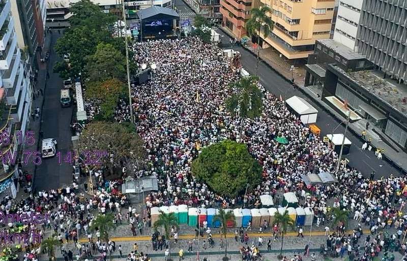 Bloqueos legales ayudan a unidad de la izquierda