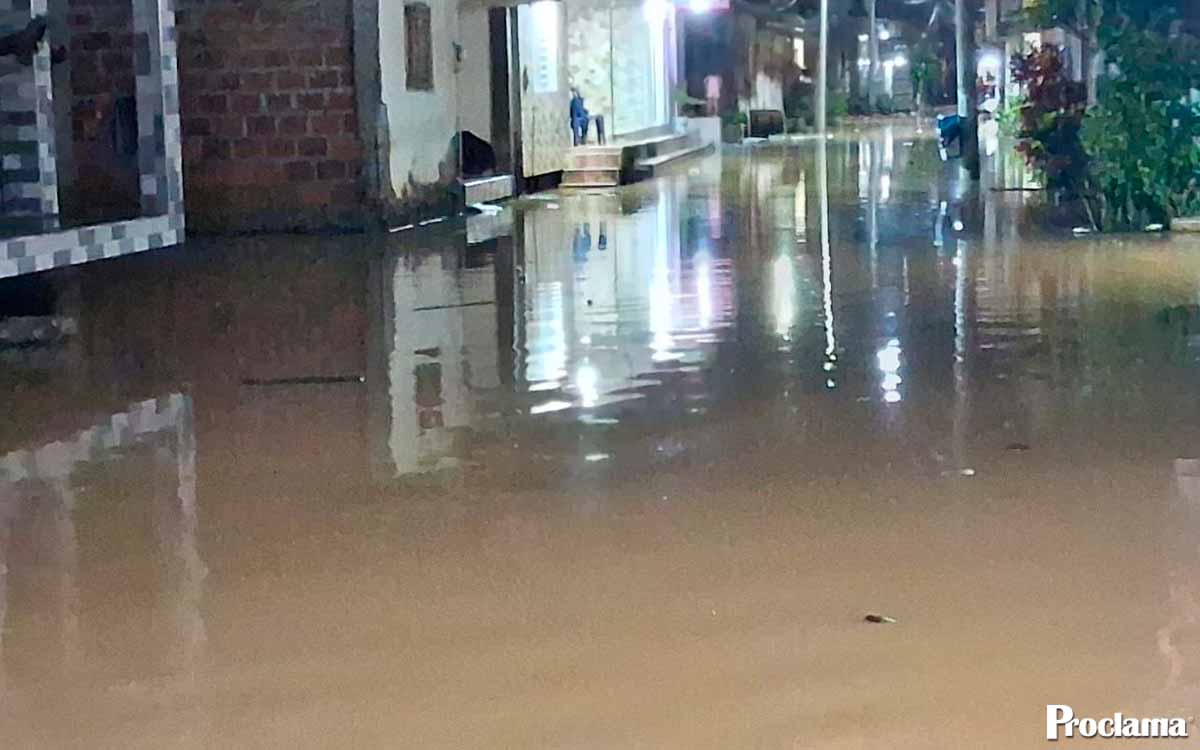 Emergencia en Chocó deja más de 25.000 familias damnificadas Emergencia en Chocó deja más de 25.000 familias damnificadas