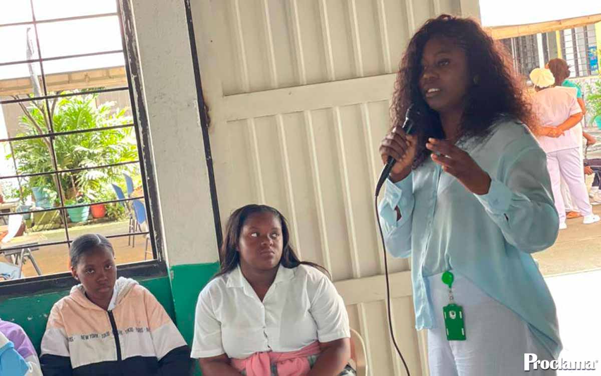 Guachené orienta a jóvenes de La Cabaña Guachené orienta a jóvenes de La Cabaña