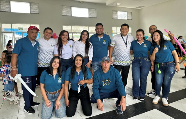 Más de 180 niños del CDI Cometa de Colores disfrutaron una jornada recreativa de la Secretaría de Deporte