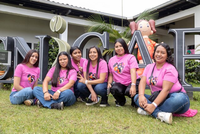 Mujeres cafeteras consolidan la red ‘Entre Amigas’ en el Cauca