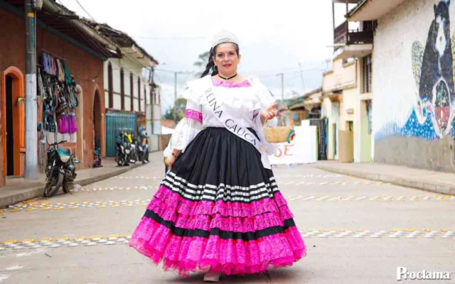 Silvia honró a sus mayores con cultura