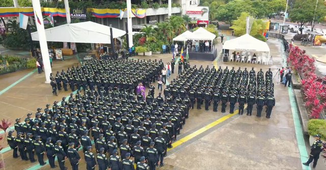 Cali refuerza la seguridad y da inicio a la Feria de Cali 68 desde el barrio Obrero Cali refuerza la seguridad y da inicio a la Feria de Cali 68 desde el barrio Obrero