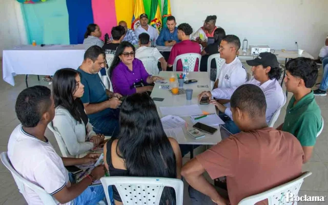 Miranda abre diálogo directo con su juventud