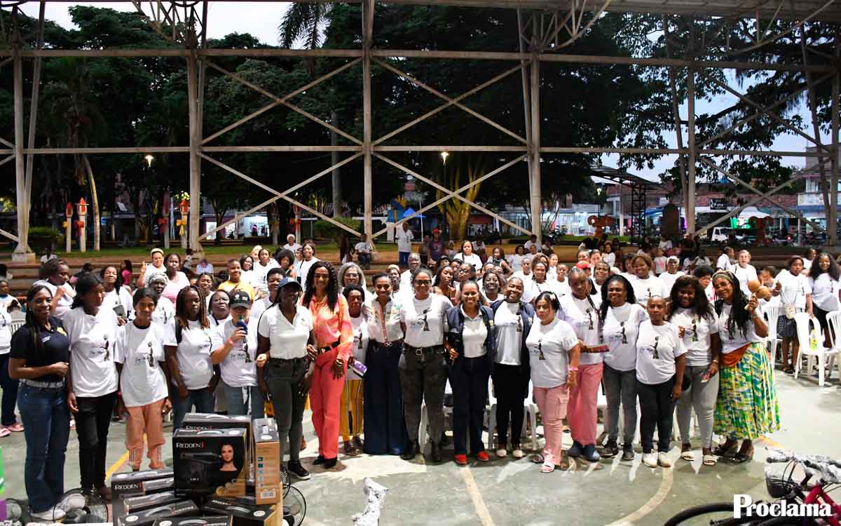 Mujeres de Villa Rica alzan su voz Mujeres de Villa Rica alzan su voz