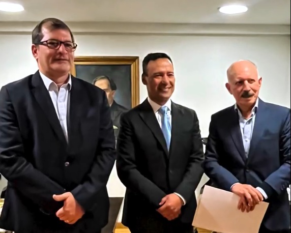 "Romper la columna vertebral de la violencia" "Romper la columna vertebral de la violencia"