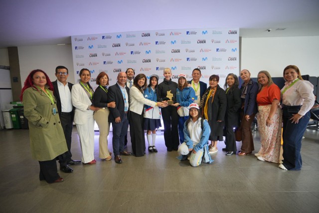 Valle del Cauca: primer lugar en el Reto Nacional por la Educación de Colombia Líder Valle del Cauca: primer lugar en el Reto Nacional por la Educación de Colombia Líder