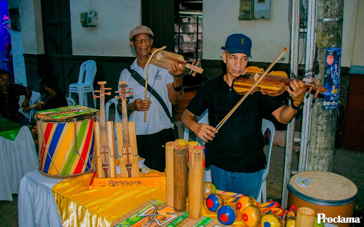 Violines caucanos llenan de ritmo a Santander de Quilichao Violines caucanos llenan de ritmo a Santander de Quilichao