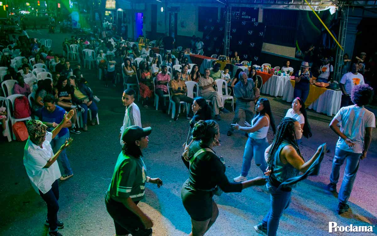 Violines caucanos llenan de ritmo a Santander de Quilichao Violines caucanos llenan de ritmo a Santander de Quilichao